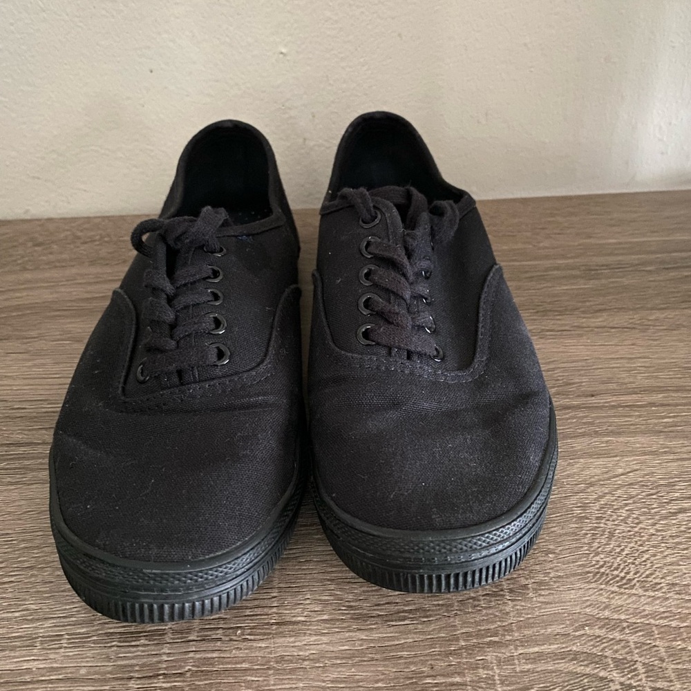 American Eagle shoes